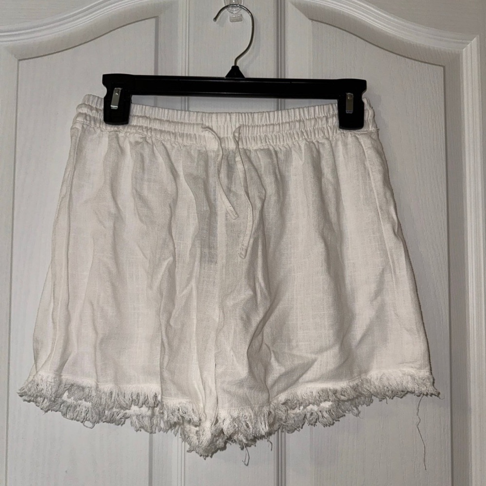 H&M White Linen Frayed Summer Shorts